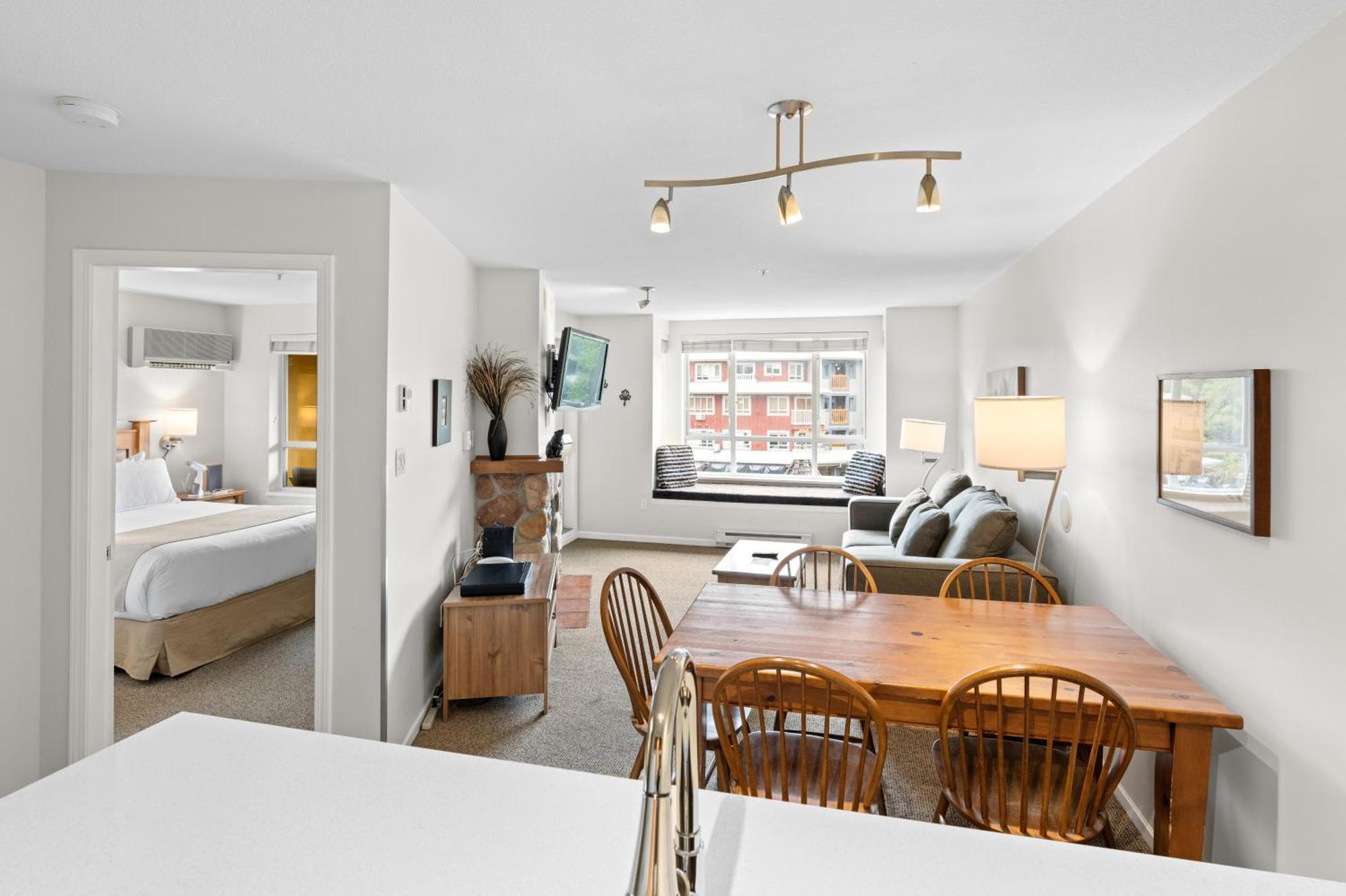 וויסטלר Bear Lodge One Bedroom By Mva מראה חיצוני תמונה